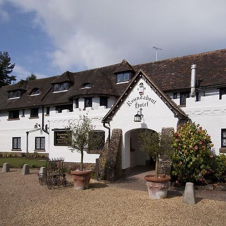 The Roundabout Hotel Pulborough Bagian luar foto